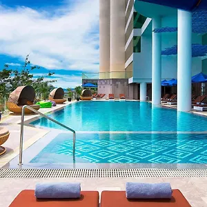 Le Meridien Отель Кота-Кинабалу