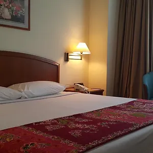 Mandarin Court 3* Kuala Lumpur